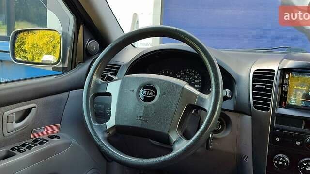 Киа Соренто 2004 в Ужгороде на Automoto.ua Серый Киа Соренто, объемом двигателя 2.5 л и пробегом 303 тыс. км за 7500 $, фото 22 на Automoto.ua