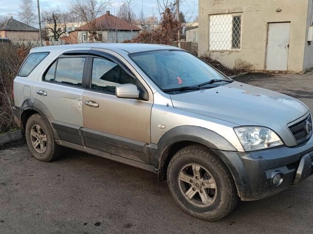 Сірий Кіа Соренто, об'ємом двигуна 2.5 л та пробігом 311 тис. км за 3300 $, фото 1 на Automoto.ua
