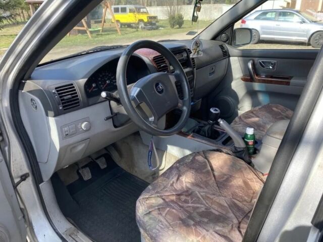 Киа Соренто 2004 в Днепре (Днепропетровске) на Automoto.ua Серый Киа Соренто, объемом двигателя 2.5 л и пробегом 313 тыс. км за 3350 $, фото 7 на Automoto.ua