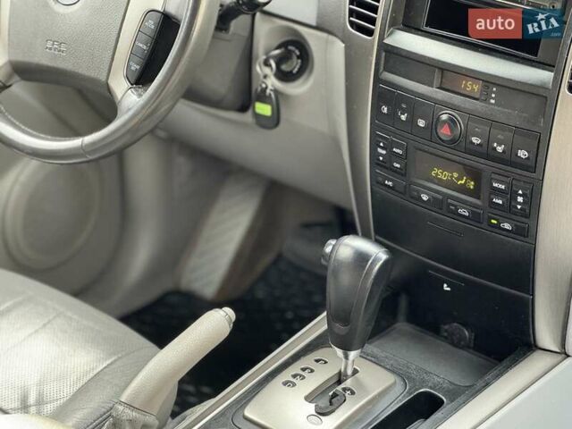 Киа Соренто 2004 в Черновцах на Automoto.ua Серый Киа Соренто, объемом двигателя 3.5 л и пробегом 290 тыс. км за 7350 $, фото 17 на Automoto.ua
