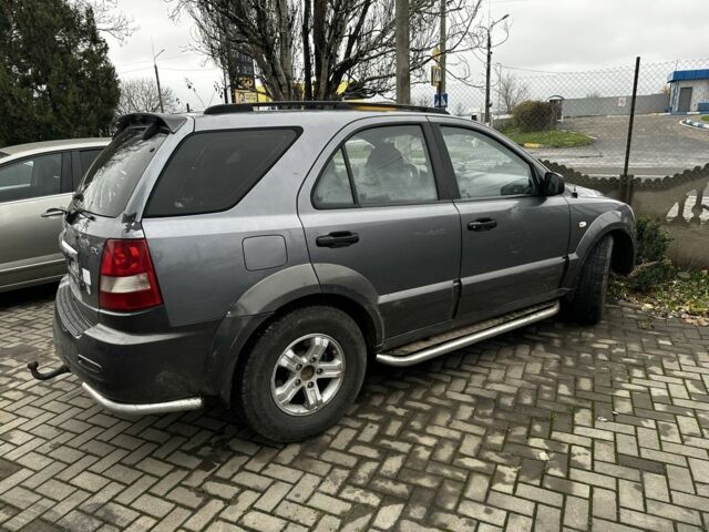 Сірий Кіа Соренто, об'ємом двигуна 2.5 л та пробігом 250 тис. км за 3500 $, фото 2 на Automoto.ua