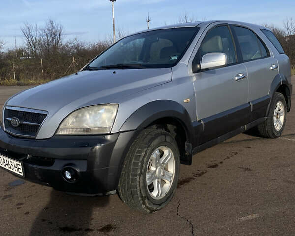 Сірий Кіа Соренто, об'ємом двигуна 2.5 л та пробігом 274 тис. км за 4700 $, фото 1 на Automoto.ua