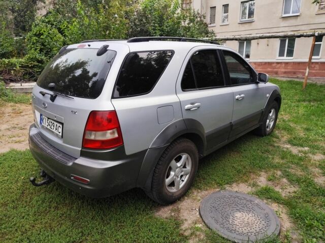 Киа Соренто 2004 в Славянске на Automoto.ua Серый Киа Соренто, объемом двигателя 2.5 л и пробегом 356 тыс. км за 6300 $, фото 4 на Automoto.ua
