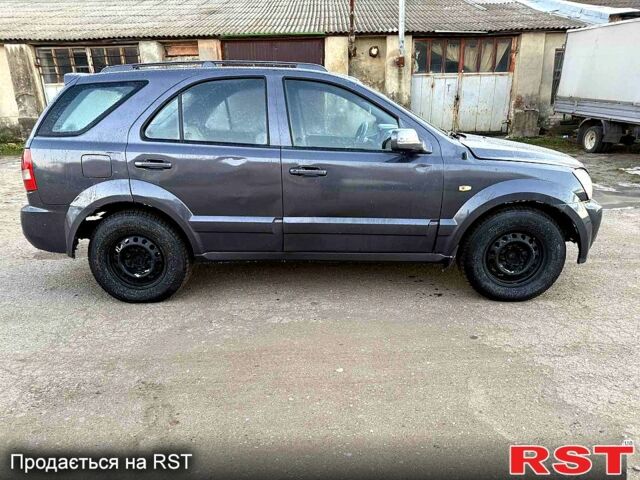 Сірий Кіа Соренто, об'ємом двигуна 2.5 л та пробігом 289 тис. км за 3700 $, фото 1 на Automoto.ua