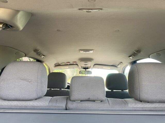 Сірий Кіа Соренто, об'ємом двигуна 2.5 л та пробігом 239 тис. км за 4600 $, фото 7 на Automoto.ua