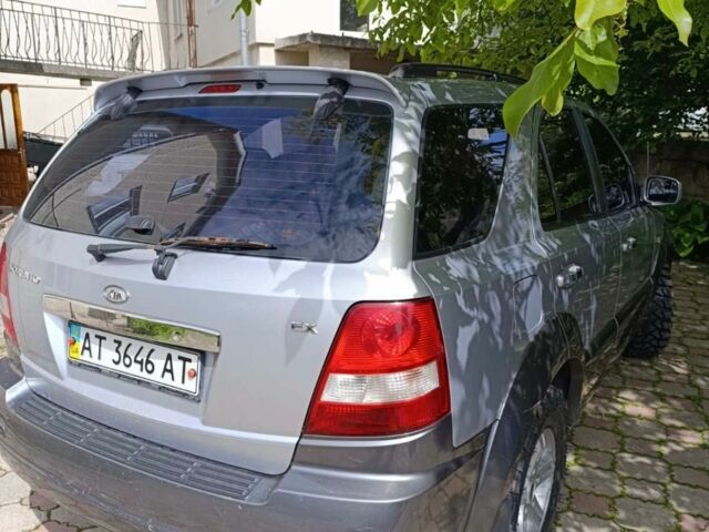 Сірий Кіа Соренто, об'ємом двигуна 2.5 л та пробігом 159 тис. км за 5800 $, фото 5 на Automoto.ua