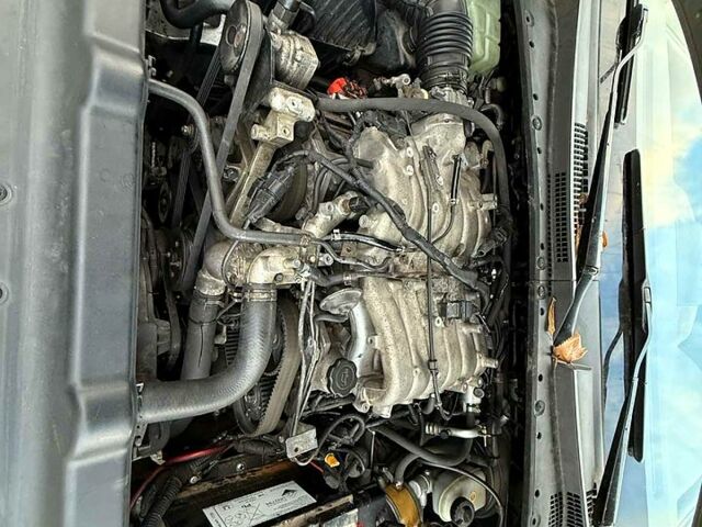 Серый Киа Соренто, объемом двигателя 3.5 л и пробегом 310 тыс. км за 3700 $, фото 8 на Automoto.ua