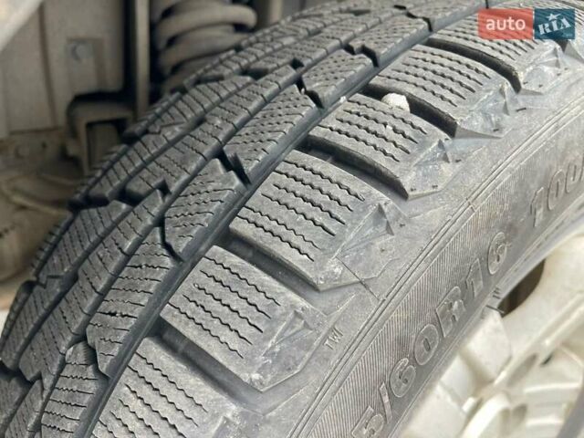 Серый Киа Соренто, объемом двигателя 2.5 л и пробегом 274 тыс. км за 3700 $, фото 34 на Automoto.ua