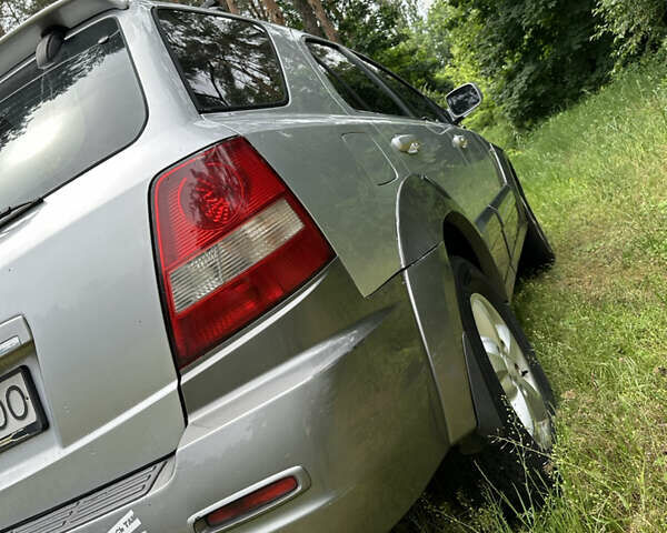 Сірий Кіа Соренто, об'ємом двигуна 2.5 л та пробігом 330 тис. км за 6100 $, фото 1 на Automoto.ua