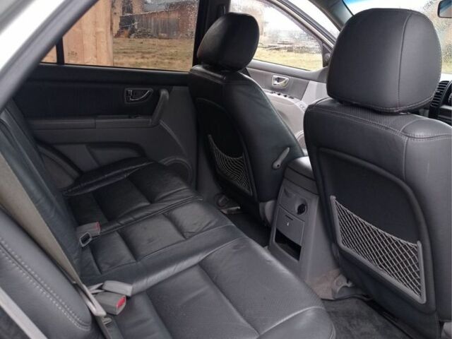 Серый Киа Соренто, объемом двигателя 2.5 л и пробегом 240 тыс. км за 2700 $, фото 9 на Automoto.ua