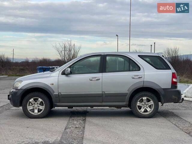 Серый Киа Соренто, объемом двигателя 2.5 л и пробегом 274 тыс. км за 3700 $, фото 3 на Automoto.ua