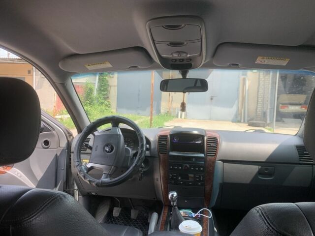 Серый Киа Соренто, объемом двигателя 2.5 л и пробегом 240 тыс. км за 6200 $, фото 3 на Automoto.ua