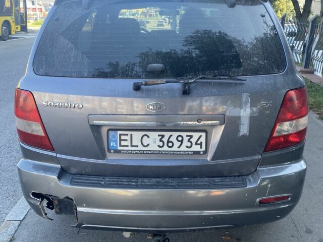 Серый Киа Соренто, объемом двигателя 2.5 л и пробегом 3 тыс. км за 4500 $, фото 4 на Automoto.ua