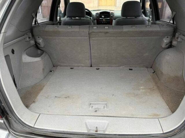 Сірий Кіа Соренто, об'ємом двигуна 0 л та пробігом 300 тис. км за 3085 $, фото 6 на Automoto.ua