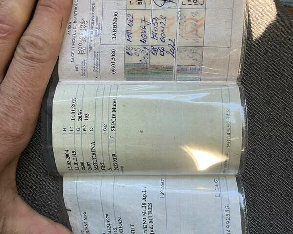 Сірий Кіа Соренто, об'ємом двигуна 0 л та пробігом 250 тис. км за 3600 $, фото 9 на Automoto.ua