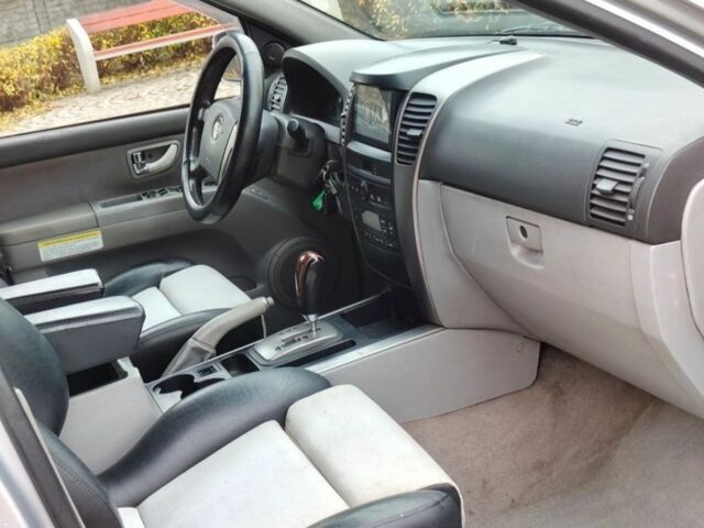 Серый Киа Соренто, объемом двигателя 2.5 л и пробегом 288 тыс. км за 2700 $, фото 4 на Automoto.ua