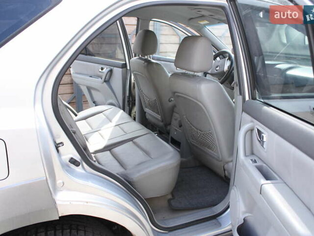 Серый Киа Соренто, объемом двигателя 0 л и пробегом 274 тыс. км за 4500 $, фото 7 на Automoto.ua