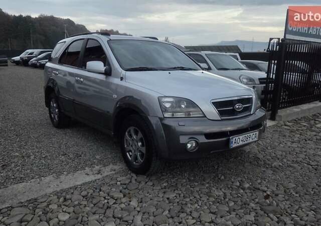 Киа Соренто 2005 в Тячеве на Automoto.ua Серый Киа Соренто, объемом двигателя 2.5 л и пробегом 214 тыс. км за 6550 $, фото 7 на Automoto.ua