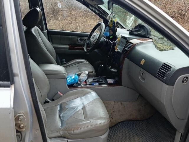 Серый Киа Соренто, объемом двигателя 2.5 л и пробегом 378 тыс. км за 2300 $, фото 8 на Automoto.ua