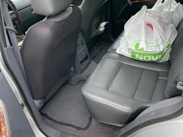 Серый Киа Соренто, объемом двигателя 2.5 л и пробегом 210 тыс. км за 3500 $, фото 1 на Automoto.ua