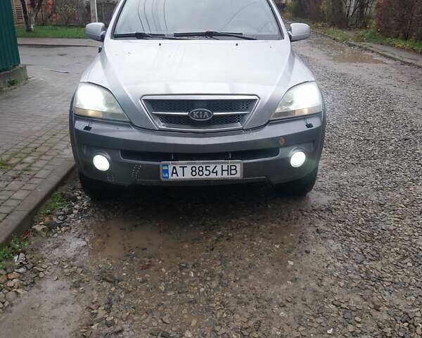 Серый Киа Соренто, объемом двигателя 2.5 л и пробегом 373 тыс. км за 5900 $, фото 7 на Automoto.ua