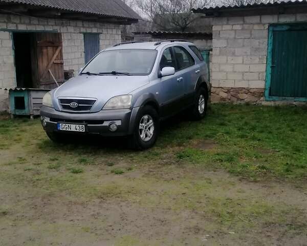 Серый Киа Соренто, объемом двигателя 2.5 л и пробегом 280 тыс. км за 4250 $, фото 1 на Automoto.ua