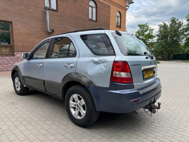 Серый Киа Соренто, объемом двигателя 2.5 л и пробегом 122 тыс. км за 2615 $, фото 2 на Automoto.ua