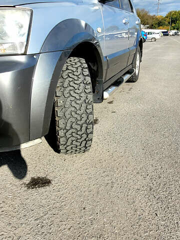 Киа Соренто 2005 в Ужгороде на Automoto.ua Серый Киа Соренто, объемом двигателя 2.5 л и пробегом 285 тыс. км за 3000 $, фото 2 на Automoto.ua