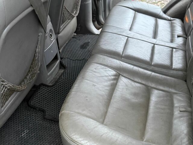 Сірий Кіа Соренто, об'ємом двигуна 2.5 л та пробігом 3 тис. км за 3700 $, фото 4 на Automoto.ua