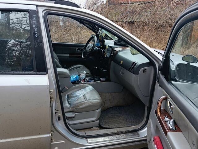 Серый Киа Соренто, объемом двигателя 2.5 л и пробегом 378 тыс. км за 2300 $, фото 9 на Automoto.ua