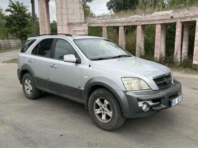 Серый Киа Соренто, объемом двигателя 2.5 л и пробегом 240 тыс. км за 5803 $, фото 5 на Automoto.ua