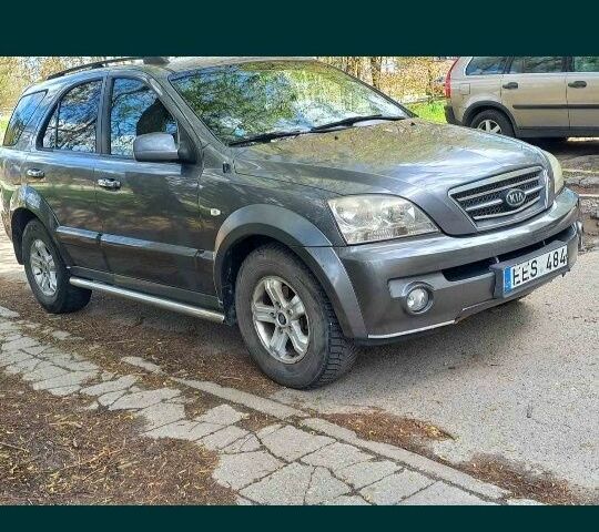 Серый Киа Соренто, объемом двигателя 2.5 л и пробегом 350 тыс. км за 4500 $, фото 2 на Automoto.ua