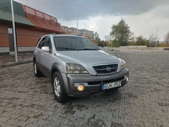 Киа Соренто 2005 в Кривом Роге на Automoto.ua Серый Киа Соренто, объемом двигателя 2.5 л и пробегом 300 тыс. км за 3750 $, фото 2 на Automoto.ua