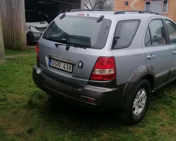 Серый Киа Соренто, объемом двигателя 2.5 л и пробегом 280 тыс. км за 4250 $, фото 5 на Automoto.ua