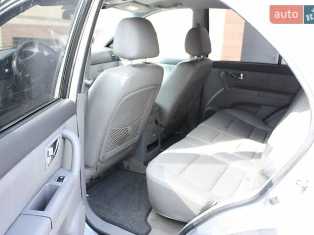 Серый Киа Соренто, объемом двигателя 0 л и пробегом 274 тыс. км за 4500 $, фото 6 на Automoto.ua