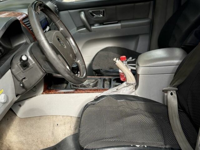 Киа Соренто 2005 в Одессе на Automoto.ua Серый Киа Соренто, объемом двигателя 0 л и пробегом 298 тыс. км за 2500 $, фото 11 на Automoto.ua