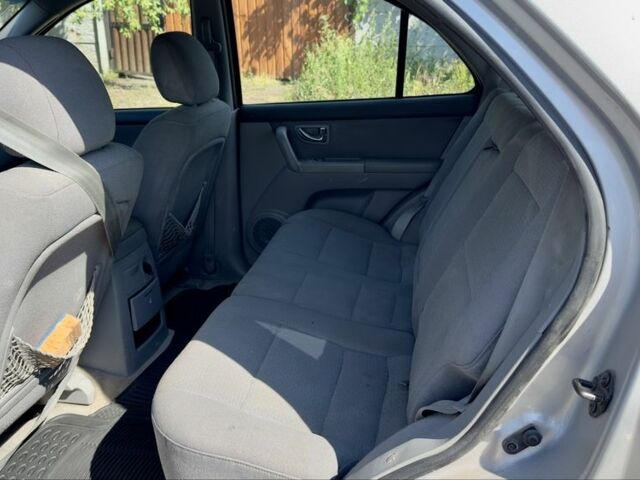 Сірий Кіа Соренто, об'ємом двигуна 2.5 л та пробігом 304 тис. км за 3818 $, фото 4 на Automoto.ua