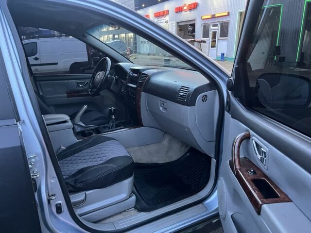 Сірий Кіа Соренто, об'ємом двигуна 2.5 л та пробігом 200 тис. км за 3300 $, фото 9 на Automoto.ua