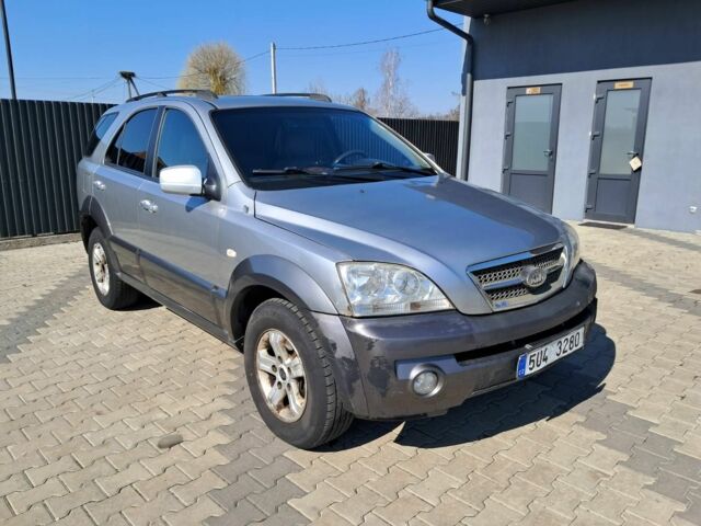 Сірий Кіа Соренто, об'ємом двигуна 0 л та пробігом 250 тис. км за 3999 $, фото 8 на Automoto.ua