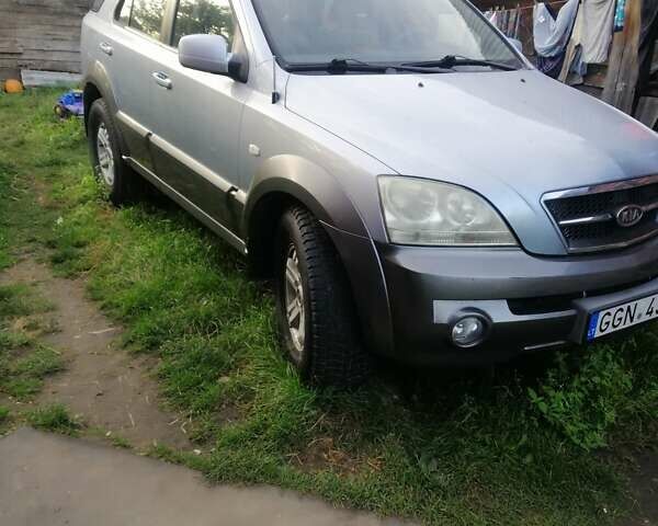 Киа Соренто 2005 в Рокитное на Automoto.ua Серый Киа Соренто, объемом двигателя 2.5 л и пробегом 280 тыс. км за 4250 $, фото 2 на Automoto.ua