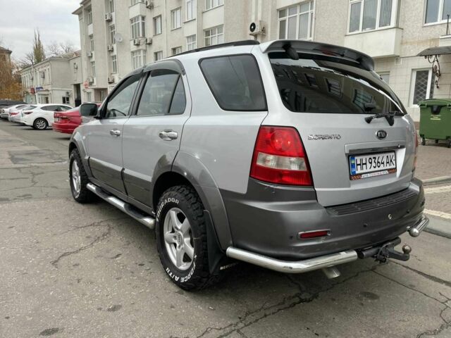 Серый Киа Соренто, объемом двигателя 0 л и пробегом 238 тыс. км за 7500 $, фото 5 на Automoto.ua