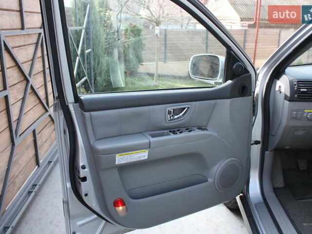 Серый Киа Соренто, объемом двигателя 0 л и пробегом 274 тыс. км за 4500 $, фото 10 на Automoto.ua