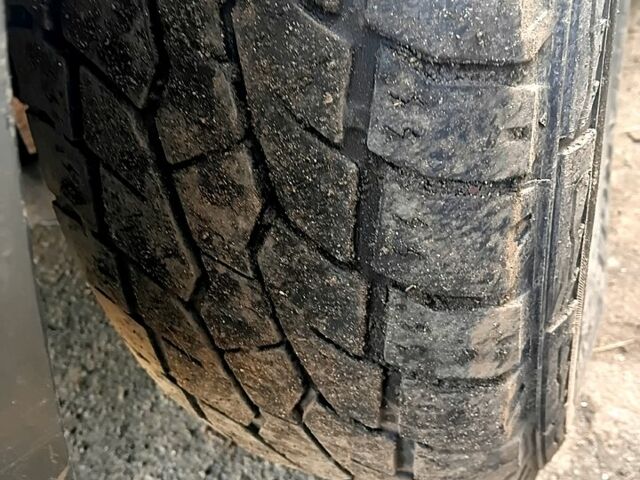 Серый Киа Соренто, объемом двигателя 2.5 л и пробегом 340 тыс. км за 3600 $, фото 8 на Automoto.ua