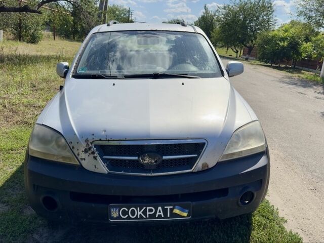Сірий Кіа Соренто, об'ємом двигуна 2.5 л та пробігом 304 тис. км за 3818 $, фото 2 на Automoto.ua