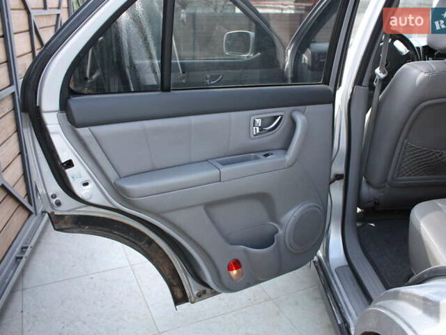 Серый Киа Соренто, объемом двигателя 0 л и пробегом 274 тыс. км за 4500 $, фото 9 на Automoto.ua