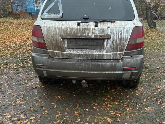 Сірий Кіа Соренто, об'ємом двигуна 2.5 л та пробігом 3 тис. км за 3700 $, фото 2 на Automoto.ua