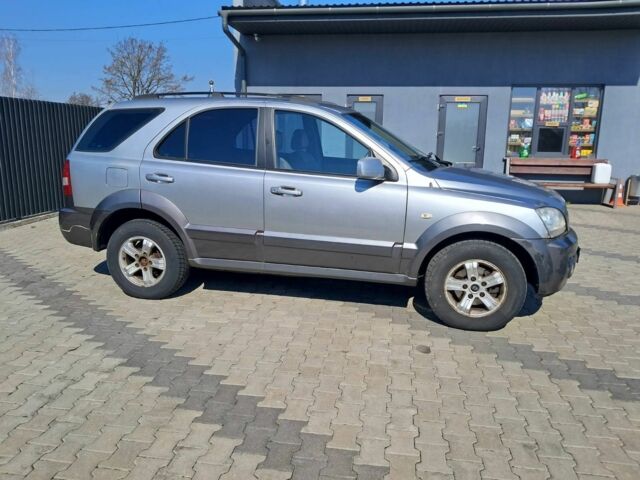 Сірий Кіа Соренто, об'ємом двигуна 0 л та пробігом 250 тис. км за 3999 $, фото 7 на Automoto.ua