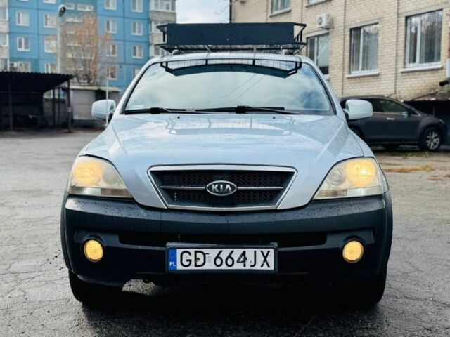 Киа Соренто 2005 в Павлограде на Automoto.ua Серый Киа Соренто, объемом двигателя 2.5 л и пробегом 280 тыс. км за 4250 $, фото 1 на Automoto.ua
