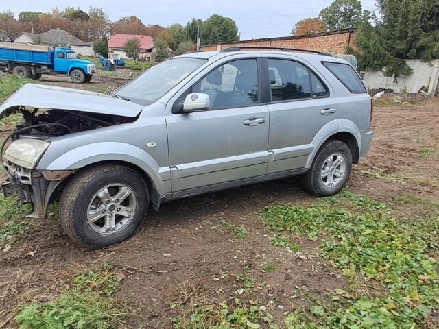 Серый Киа Соренто, объемом двигателя 2.5 л и пробегом 310 тыс. км за 2499 $, фото 2 на Automoto.ua