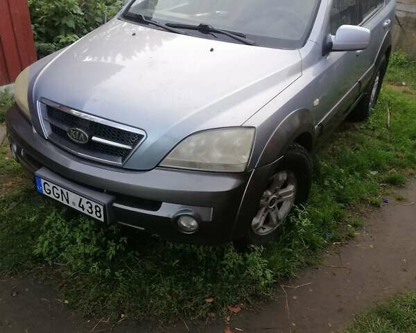 Киа Соренто 2005 в Рокитное на Automoto.ua Серый Киа Соренто, объемом двигателя 2.5 л и пробегом 280 тыс. км за 4250 $, фото 1 на Automoto.ua